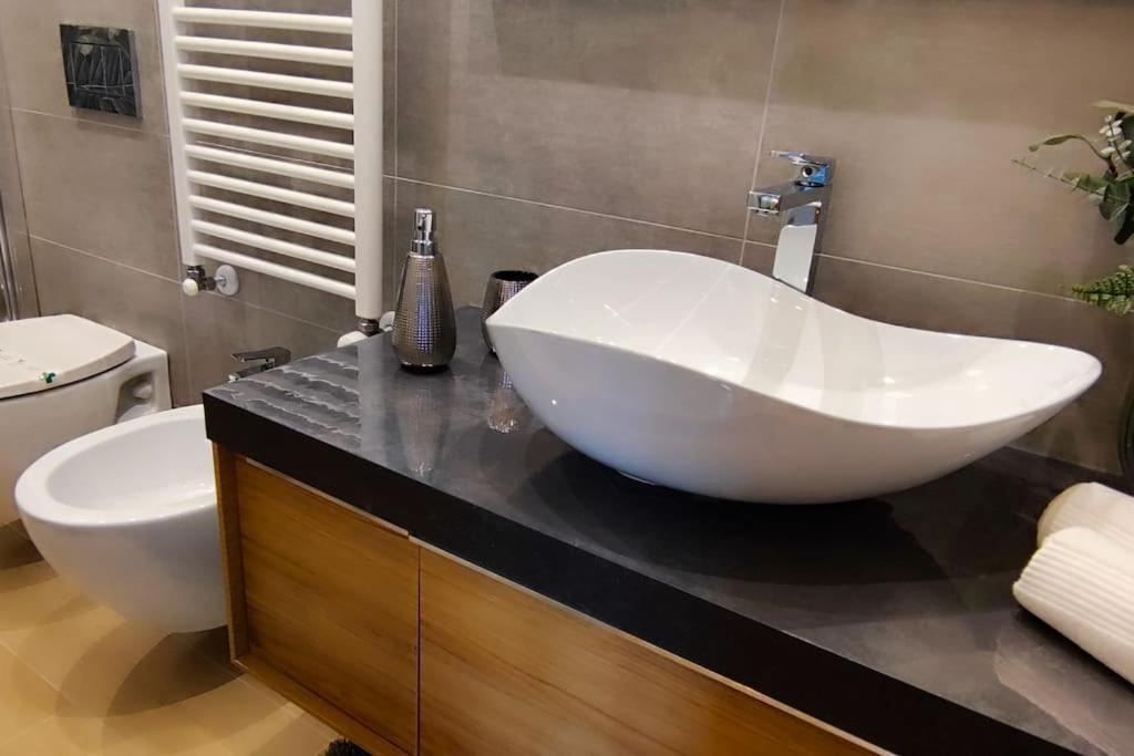 Appartement Casa Relax - 500 Mt. Dal Centro à Turin Extérieur photo